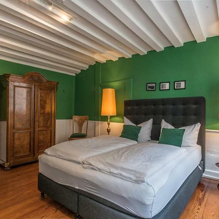 Privatzimmer In Bester Altstadtlage Tübingen Kültér fotó