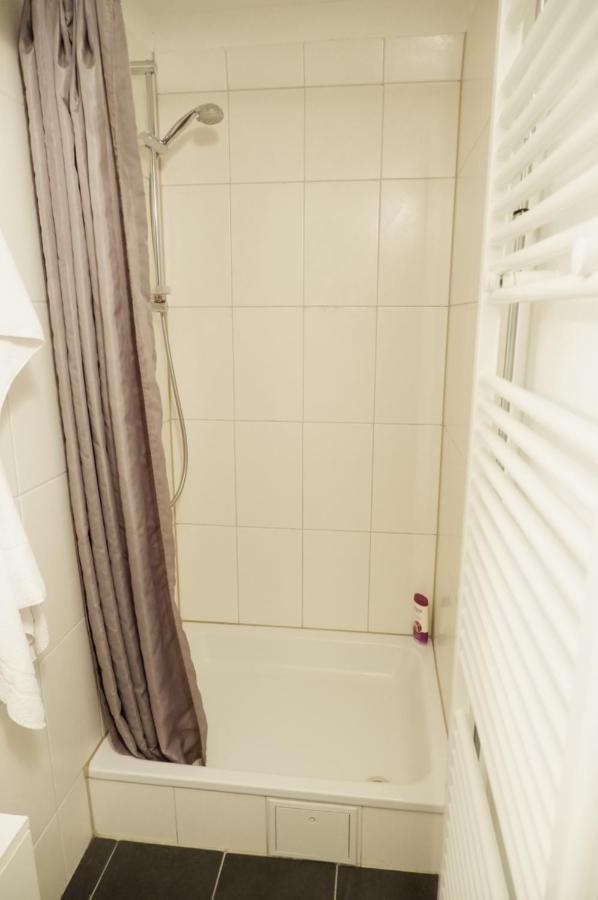Privatzimmer In Bester Altstadtlage Tübingen Kültér fotó