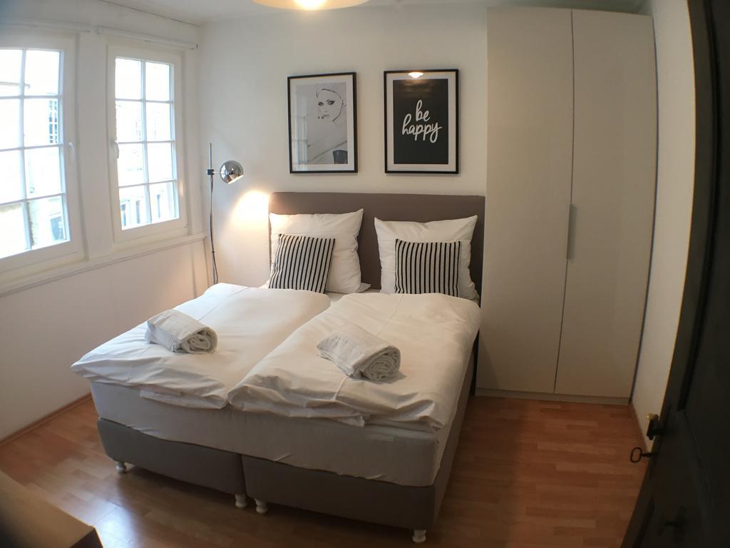 Privatzimmer In Bester Altstadtlage Tübingen Szoba fotó