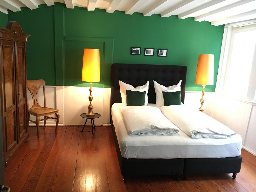 Privatzimmer In Bester Altstadtlage Tübingen Szoba fotó